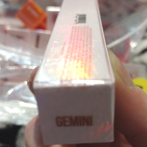 NIB🔥"Gemini" Restock 😍 Beautiful Supreme Gloss by Jeffree Star⭐ - Picture 11 of 11